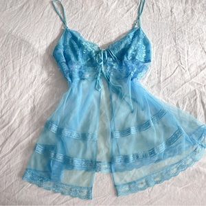VICTORIA’S SECRET/ light blue genie tie top, lace and mesh net